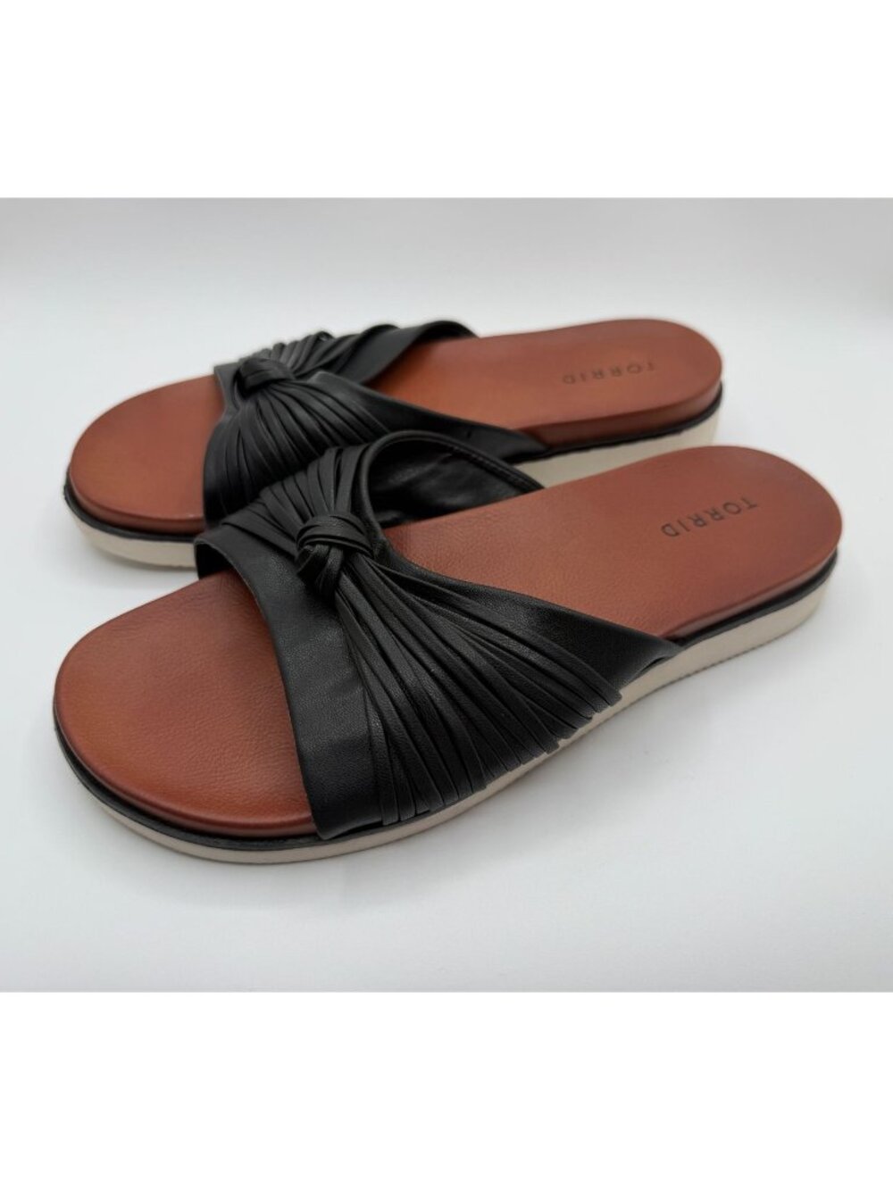 Torrid Black Knotted Strap Slides Women Size 9WW Faux Leather Open Toe Sandals